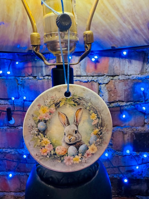 Hoppy Lamp Charm