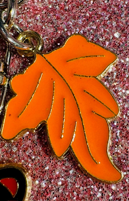 Pumpkin Kitty Zipper Pull